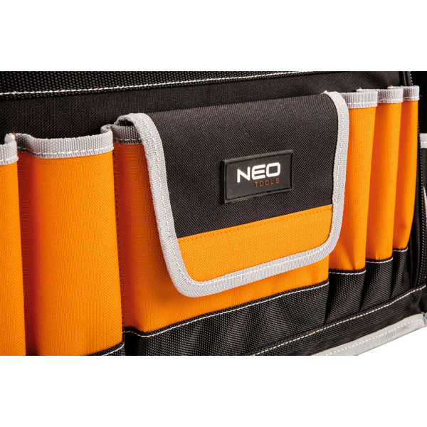 Кофр для інструментів Neo Tools 84-301 з 12 зовнішніми карманами та 32 внутрішніми