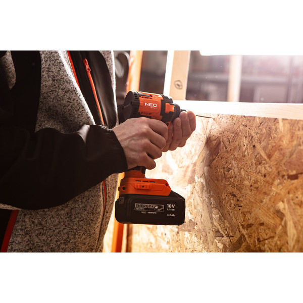 Безщітковий шуруповерт NEO TOOLS 04-612, 300 Нм, 1/4", Energy+, без АКБ та зарядного пристрою