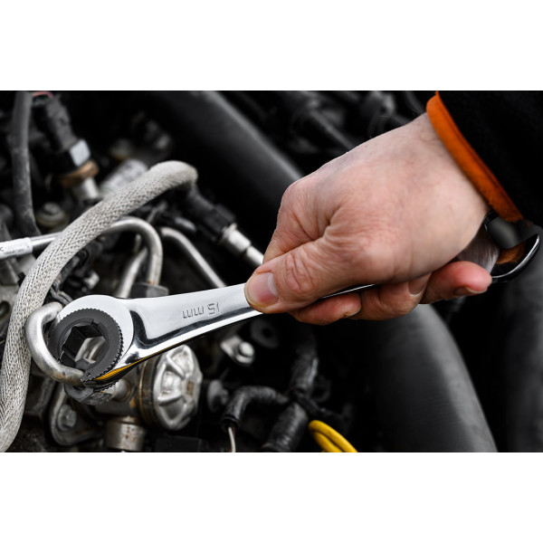 Рожковий ключ з тріскачкою NEO TOOLS 09-262 15 мм CrV, 72 зубці, хромований