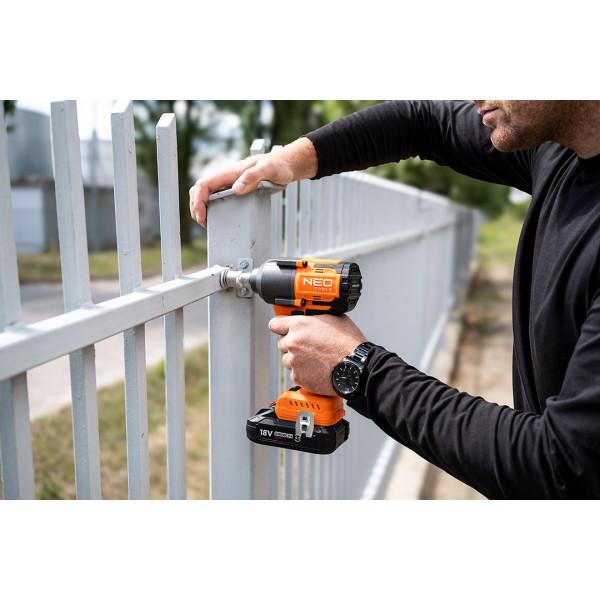 Безщітковий ударний гайковерт NEO TOOLS 04-608, 850 Нм, Energy+, 3 передачі,  1/2 ", (без акб)