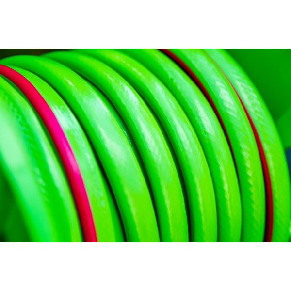 Шланг для поливу Verto 15G823 Professional 3/4" x 20 м, міцний та надійний