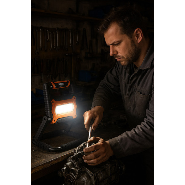 Акумуляторна лампа для майстерні NEO TOOLS 99-126, 1400 лм, COB LED, Power Bank
