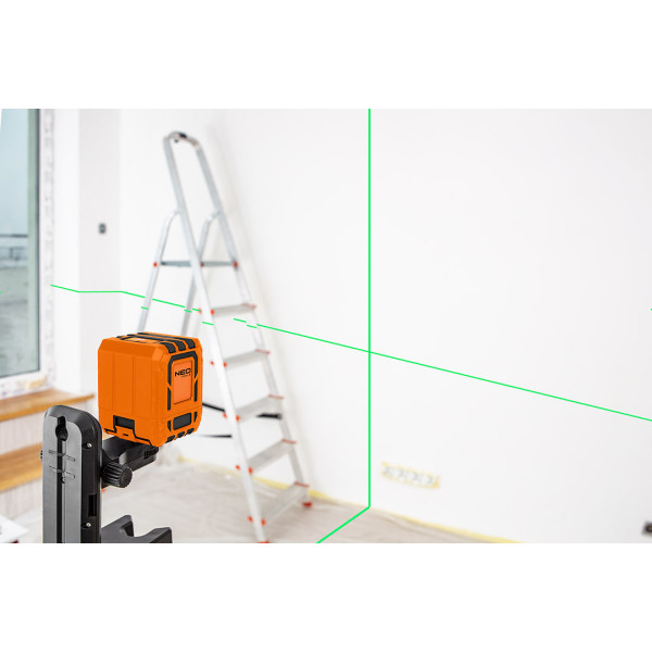 Лазерний хрест NEO TOOLS 75-143, 30 м, зелений промінь, з кейсом та магнітним держачем