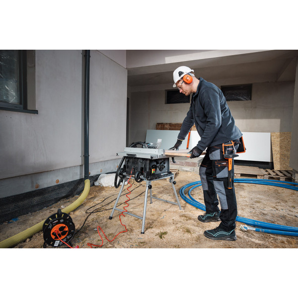 Кросівки робочі NEO Tools 82-781 39 чорно-сині