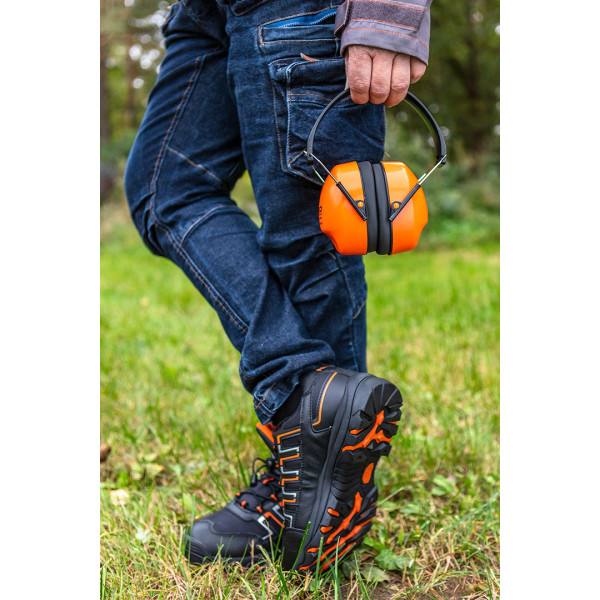 Кросівки робочі NEO Tools 82-711 чорні 40